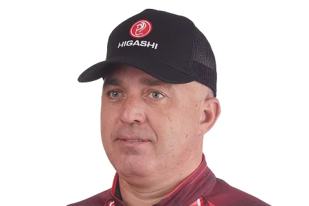 bejsbolka-higashi-team-cap-black 1