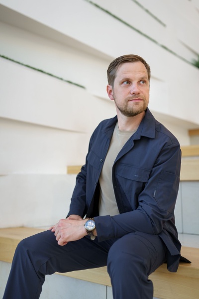 rubashka-vetrovka-wolf-discovery-soft-shell-mikro-rip-stop-dwr-sinij 3