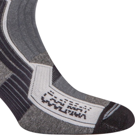 noski-accapi-hiking-quater-gray-black 2