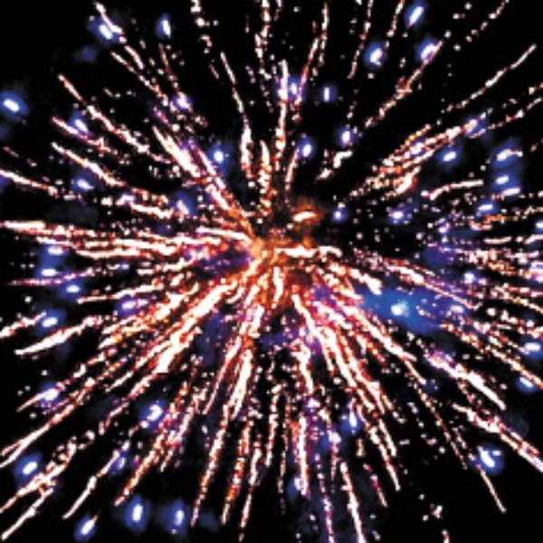 batareya-salyutov-nebo-v-almazah-r7454 4